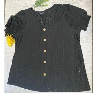 BloomChic Black Eyelet Puff Sleeve Blouse – Size 14/16 – Button Front
